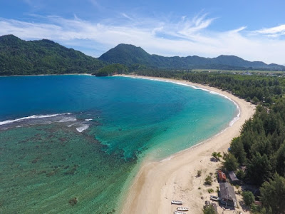 Lampuuk Beach, Only on this beach you can enjoy the view of the beach, cliff climbing and also study, which is joining with the local in conserve the turtle.