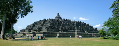 Borobudur, The Magnificent Buddhist Temple In Magelang, temple, family vacation, reachable vacation, cheap vacation, central java