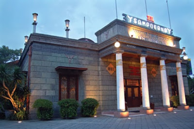 House of Sampoerna, A Remnant of The Past, cigarette, vacation place, historical place of sampoerna, historic vacation