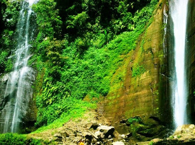 Tancak Kembar, Waterfall Of Everlasting Youth In Bondowoso, sacred, sacred waterfall, hidden waterfall, family adventure, adventure, east java